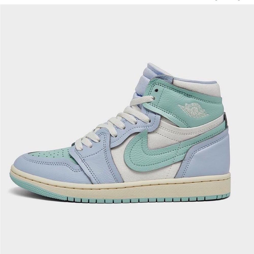 Air Jordan 1